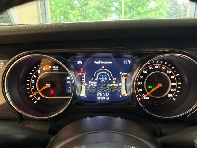 2022 Jeep Wrangler Unlimited Sahara Altitude