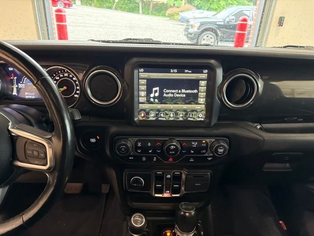 2022 Jeep Wrangler Unlimited Sahara Altitude