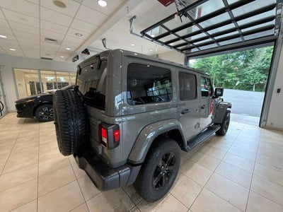 2022 Jeep Wrangler Unlimited Sahara Altitude