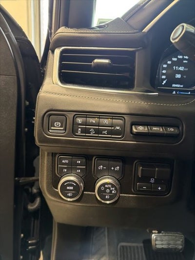 2024 GMC Yukon XL Denali Ultimate