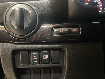 2018 Nissan Titan SV