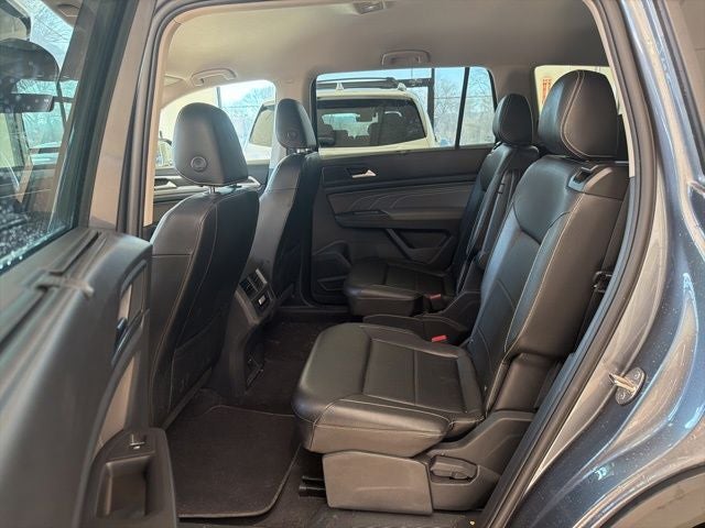 2022 Volkswagen Atlas 2.0T SE w/Technology