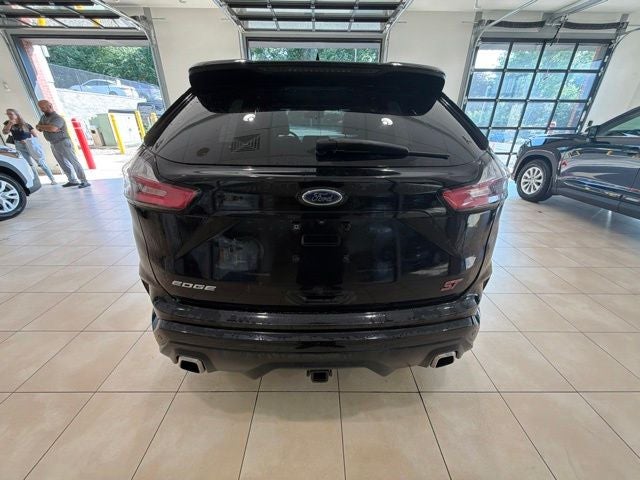 2020 Ford Edge ST