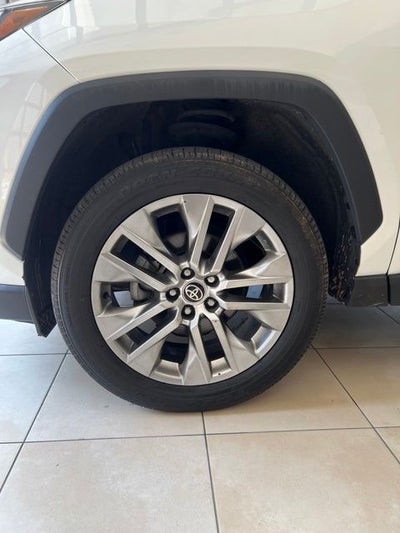 2022 Toyota RAV4 XLE Premium