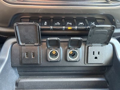 2017 Chevrolet Silverado 1500 High Country