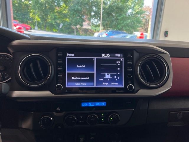 2022 Toyota Tacoma SR5 V6