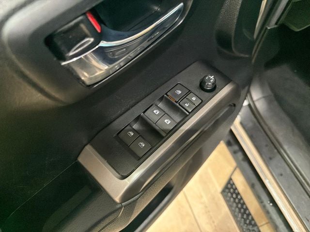 2023 Toyota Tacoma Limited V6