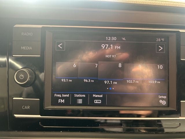 2019 Volkswagen Jetta R-Line