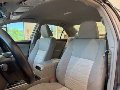 2017 Toyota Camry LE