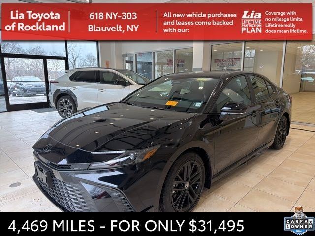 2025 Toyota Camry SE