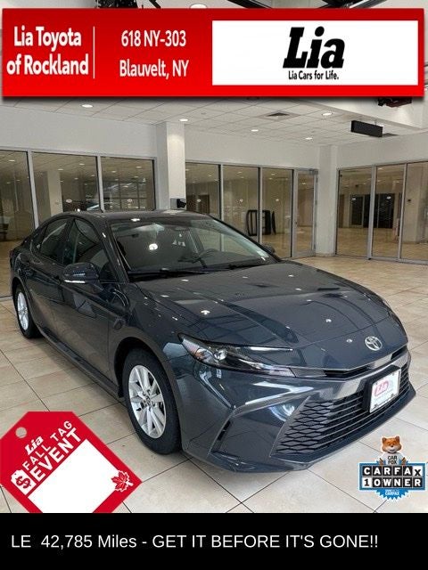 2025 Toyota Camry LE