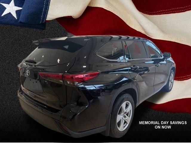 2022 Toyota Highlander LE