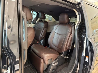 2023 Toyota Sienna Platinum 7 Passenger