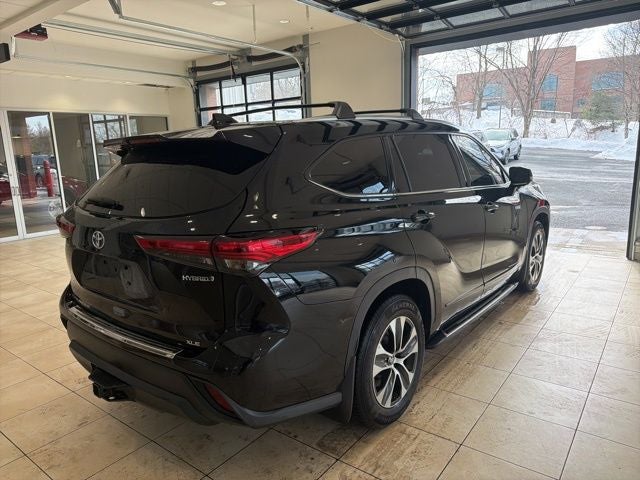 2021 Toyota Highlander Hybrid XLE