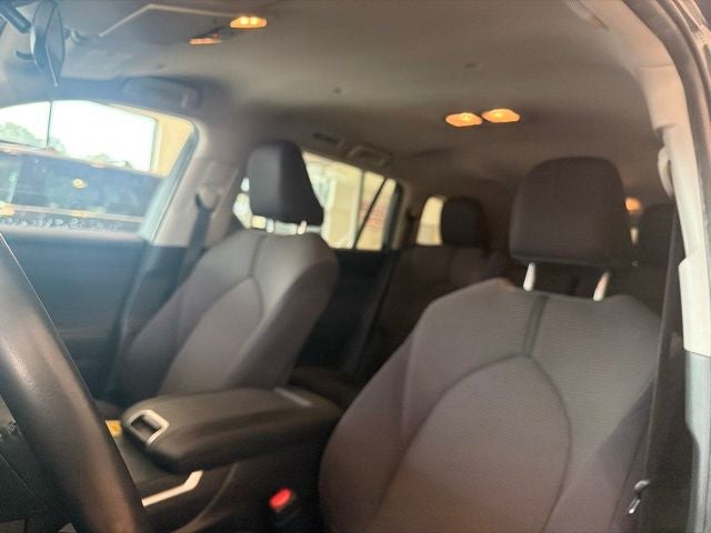 2025 Toyota Highlander LE