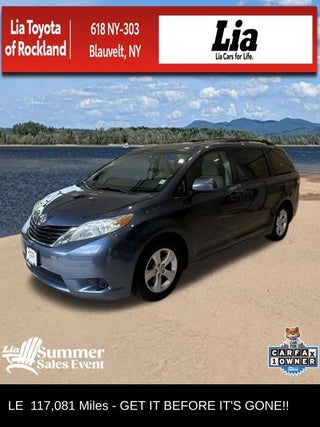 2014 Toyota Sienna LE 8 Passenger
