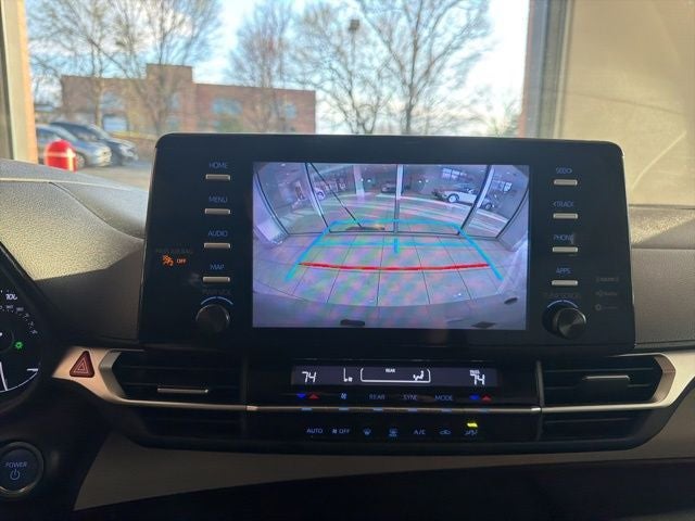 2023 Toyota Sienna LE 8 Passenger