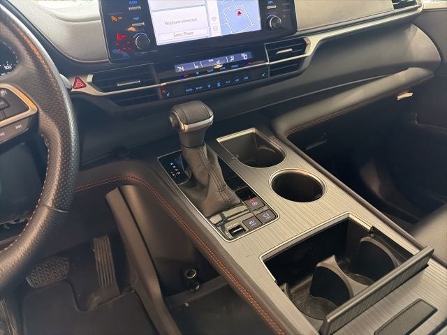 2022 Toyota Sienna XSE 7 Passenger