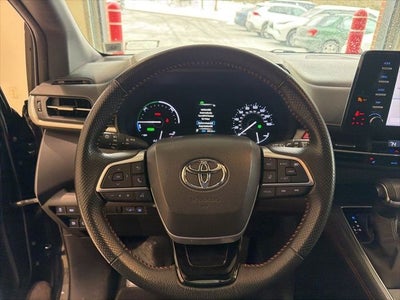 2022 Toyota Sienna XSE 7 Passenger