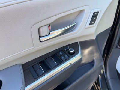 2024 Toyota Sienna Limited 7 Passenger