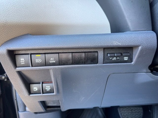 2024 Toyota Sienna Limited 7 Passenger