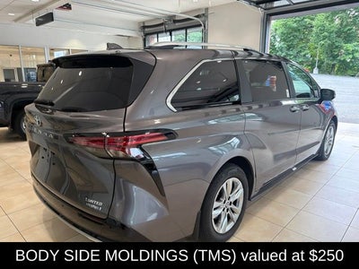 2023 Toyota Sienna Limited 7 Passenger