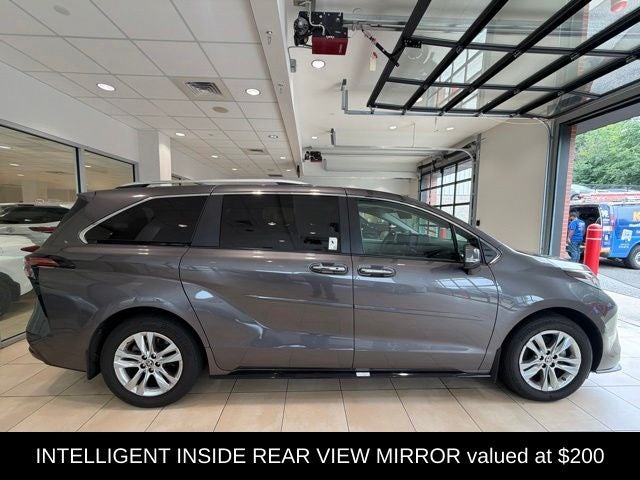 2023 Toyota Sienna Limited 7 Passenger