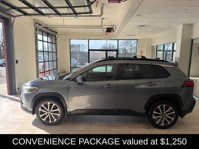 2022 Toyota Corolla Cross XLE