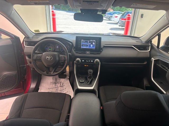 2020 Toyota RAV4 Hybrid LE