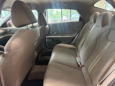 2023 Hyundai Elantra SEL
