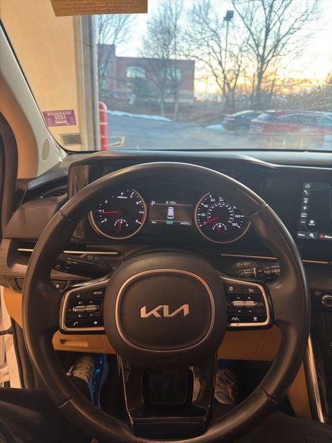 2022 Kia Carnival EX