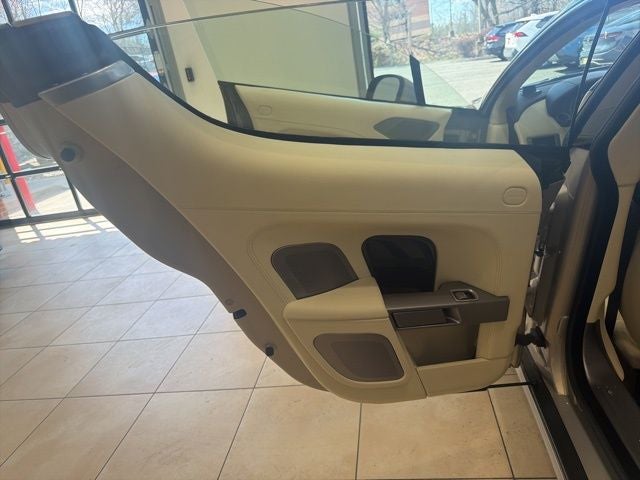 2015 Aston Martin Rapide S Base