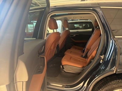 2023 Audi Q7 55 Premium quattro