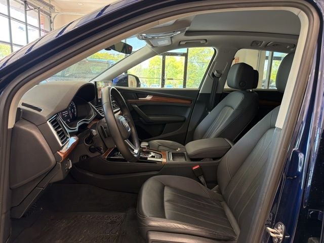 2022 Audi Q5 45 S line Premium quattro
