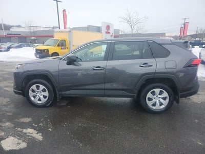2023 Toyota RAV4 LE