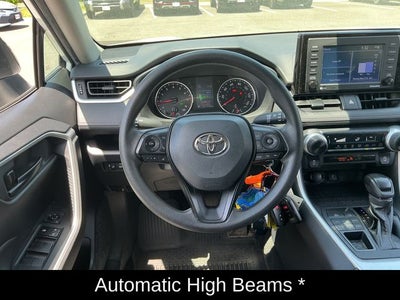 2022 Toyota RAV4 LE