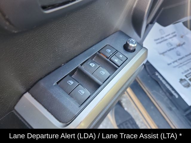 2018 Toyota Tacoma SR5 V6