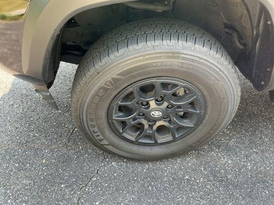 2023 Toyota Tacoma SR5 V6