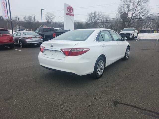 2017 Toyota Camry LE
