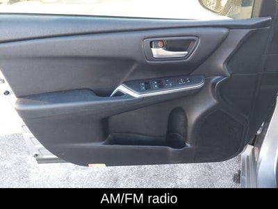 2017 Toyota Camry SE