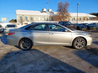 2017 Toyota Camry SE