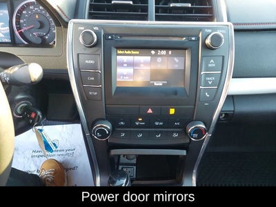 2017 Toyota Camry SE