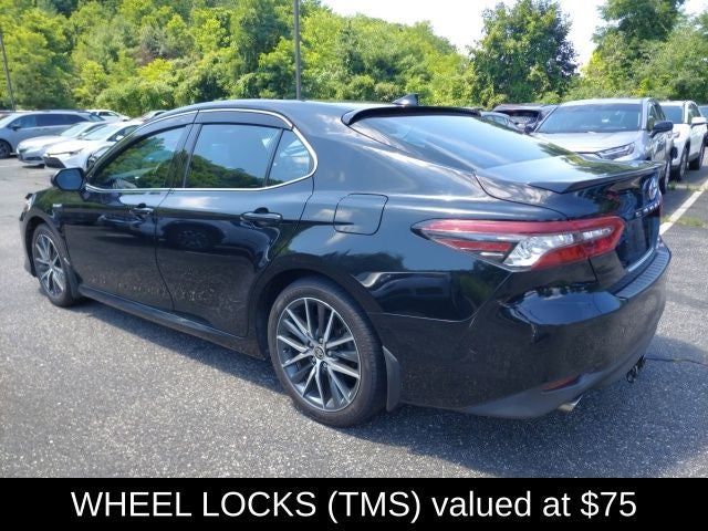 2021 Toyota Camry Hybrid XLE