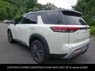 2023 Nissan Pathfinder SL