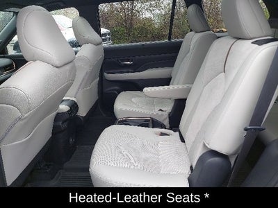 2025 Toyota Grand Highlander Hybrid MAX Platinum
