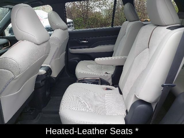 2025 Toyota Grand Highlander Hybrid MAX Platinum