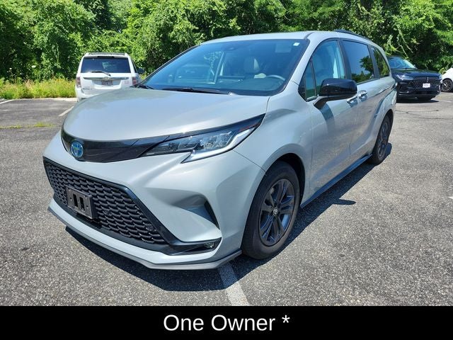 2025 Toyota Sienna XSE 7 Passenger