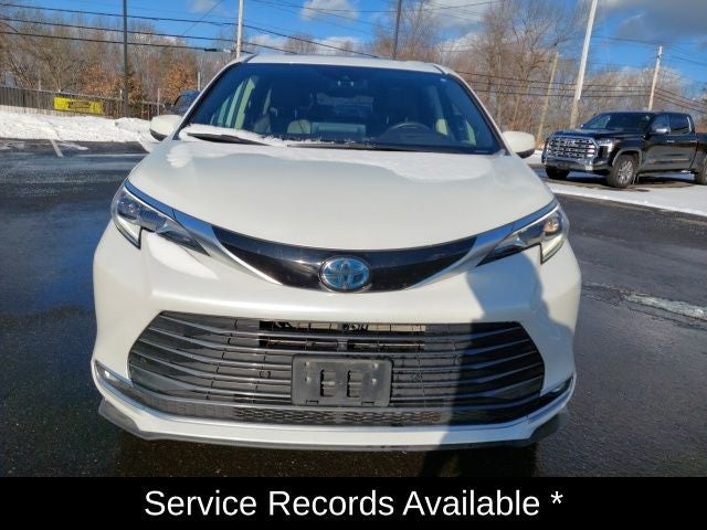 2022 Toyota Sienna Platinum 7 Passenger