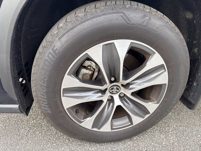 2025 Toyota Highlander XLE