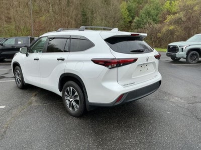 2025 Toyota Highlander XLE